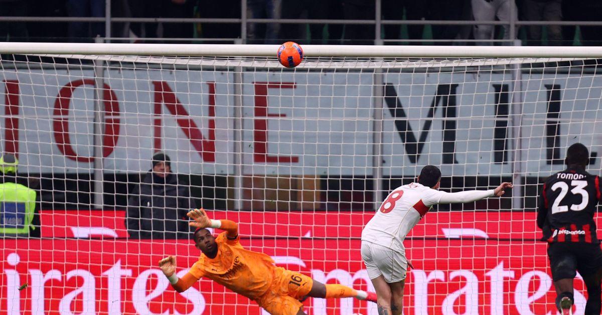 leao pareggia al 92176 stanciu sbaglia il rigore al 99176 milan genoa 1 1 da Ilgiornaleditalia.it leao pareggia al 92176 stanciu sbaglia il rigore al 99176 milan genoa 1 1