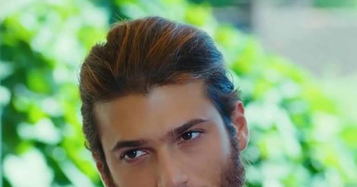 can yaman arrestato a istanbul con l accusa di traffico e consumo di droga con lui altre sei persone tra cui l attrice selen gorguzel da Ilgiornaleditalia.it can yaman arrestato a istanbul con l accusa di traffico e consumo di droga con lui altre sei persone tra cui l attrice selen gorguzel