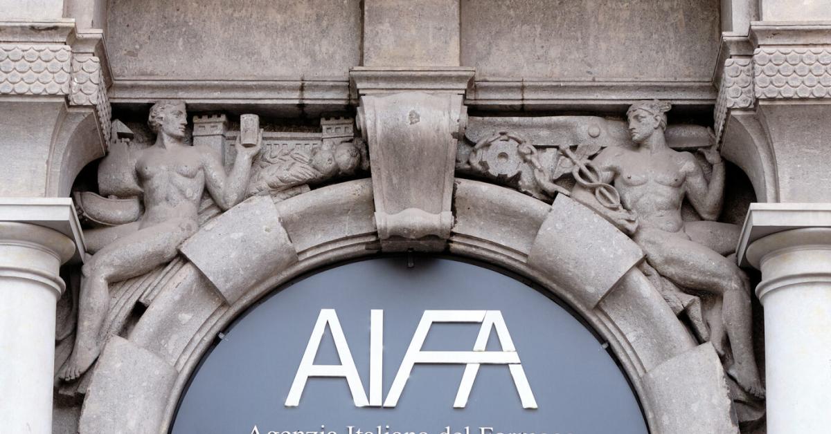 Aifa: "Vaccini Covid non immunizzano", la Verità con tre anni di ritardo e nessuno commenta Aifa: "Vaccini Covid non immunizzano", la Verità con tre anni di ritardo e nessuno commenta