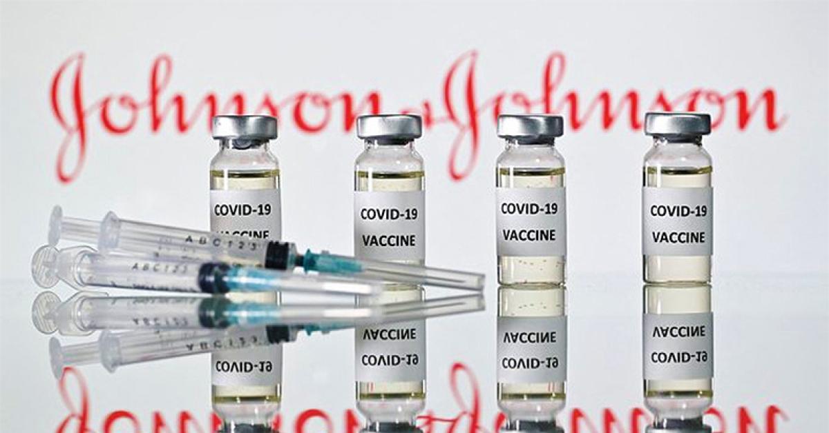 Vaccino Covid, Aifa ed Ema dichiarano la sindrome di Guillan Barré effetto avverso "molto raro" del siero Johnson&Johnson Vaccino Covid, Aifa ed Ema dichiarano la sindrome di Guillan Barré effetto avverso "molto raro" del siero Johnson&Johnson