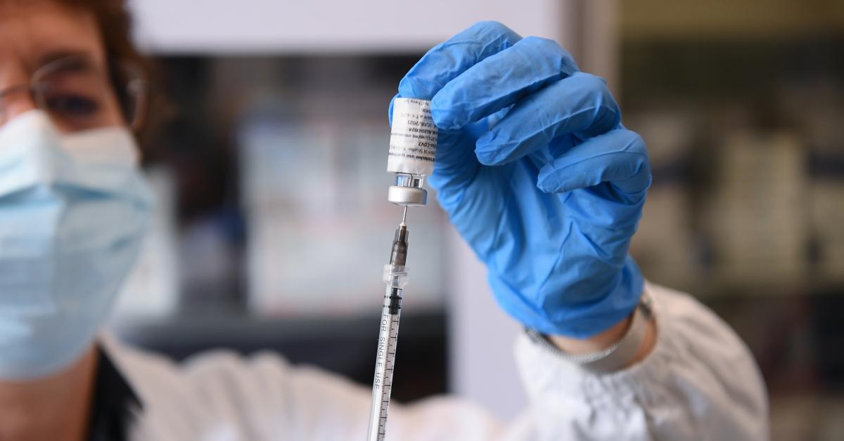 vaccino covid a mrna causa diminuzione della fertilit224 tra gli effetti avversi perdita follicoli ovarici accelerata lo studio dell universit224 omer halisdemir