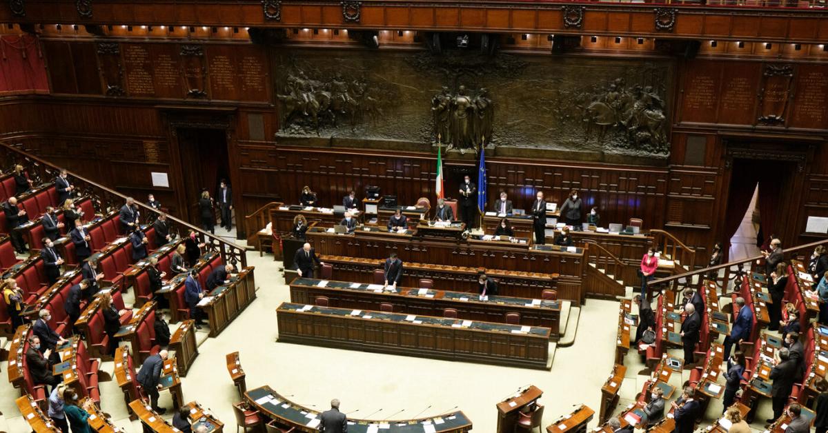 dl ucraina governo pone la fiducia alla camera si incrina consenso su finanziamenti a kiev avs m5s e vannacciani contrari