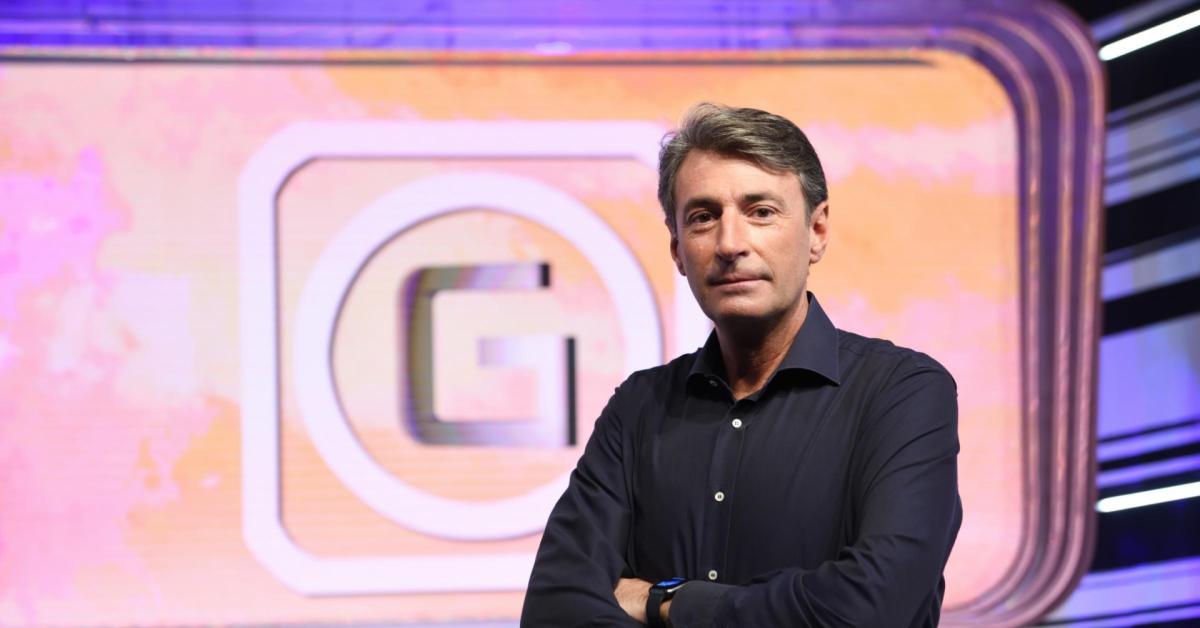 Ore 14 Sera, anticipazioni stasera 6 novembre 2025: tra gli ospiti Flavius Savu e Giovanni Lovati per il caso del delitto di Garlasco Ore 14 Sera, anticipazioni stasera 6 novembre 2025: tra gli ospiti Flavius Savu e Giovanni Lovati per il caso del delitto di Garlasco