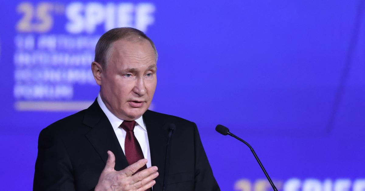 Putin non sarà il nuovo Chamberlain: la Russia oggi esige rispetto, l’Occidente corre rischi e l’Europa resta in bilico Putin non sarà il nuovo Chamberlain: la Russia oggi esige rispetto, l’Occidente corre rischi e l’Europa resta in bilico