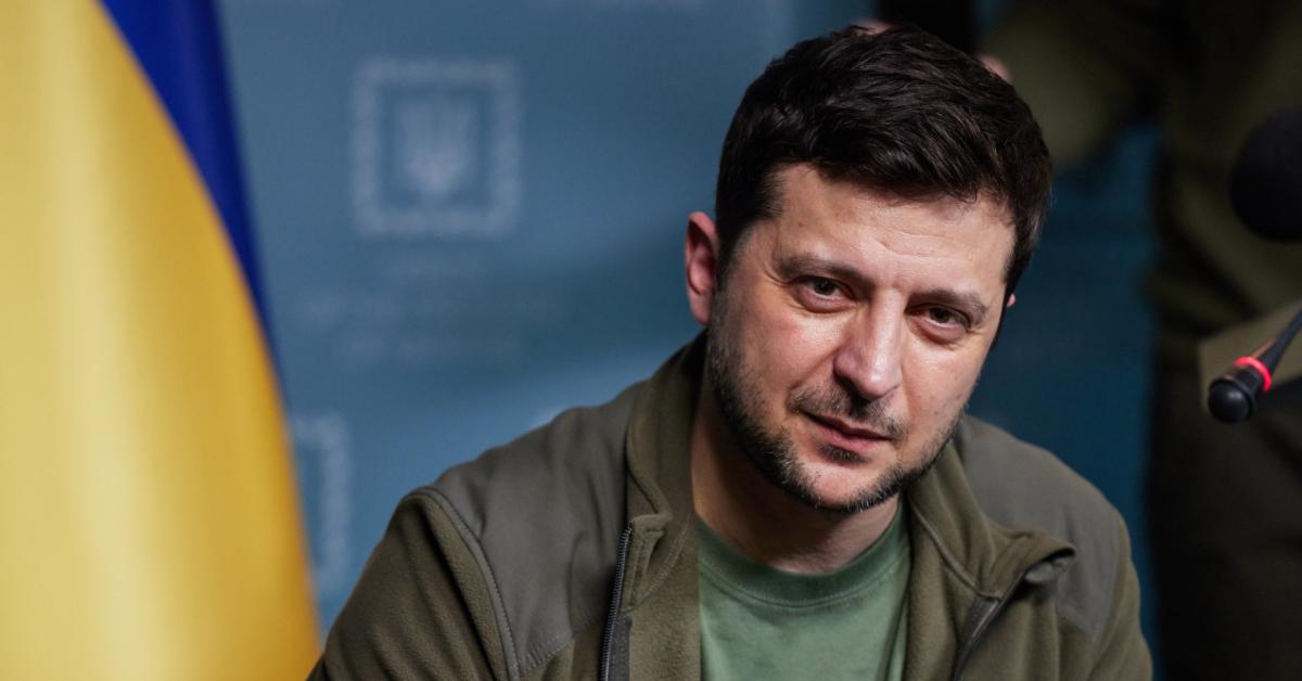 Odessa, Zelensky toglie cittadinanza a sindaco perché "in possesso di passaporto russo" e crea governo militare, l Odessa, Zelensky toglie cittadinanza a sindaco perché "in possesso di passaporto russo" e crea governo militare, l