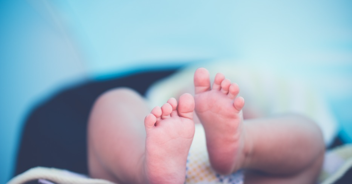 pellaro soffoca figli partoriti e li nasconde in armadio 25enne arrestata per omicidio e occultamento cadavere compagno accusato di favoreggiamento