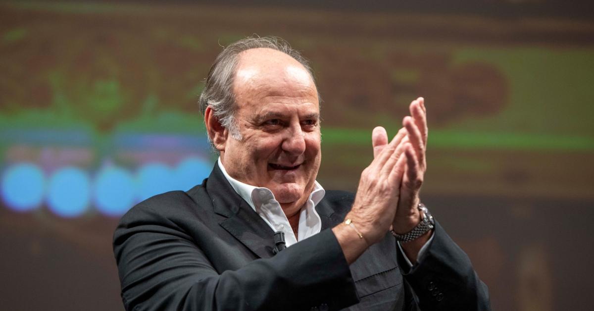 Ascolti tv ieri 7 dicembre 2025, malissimo la Prima della Scala su Rai 1, Gerry Scotti leader con Chi Vuol Essere Milionario su Canale 5