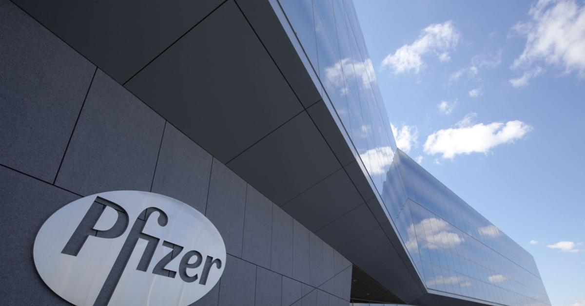 FDA boccia vaccino antinfluenzale a mRNA di Pfizer: "68,7% di reazioni avverse segnalate entro 7 giorni dalla 1° dose e nessuna efficacia"   LO STUDIO