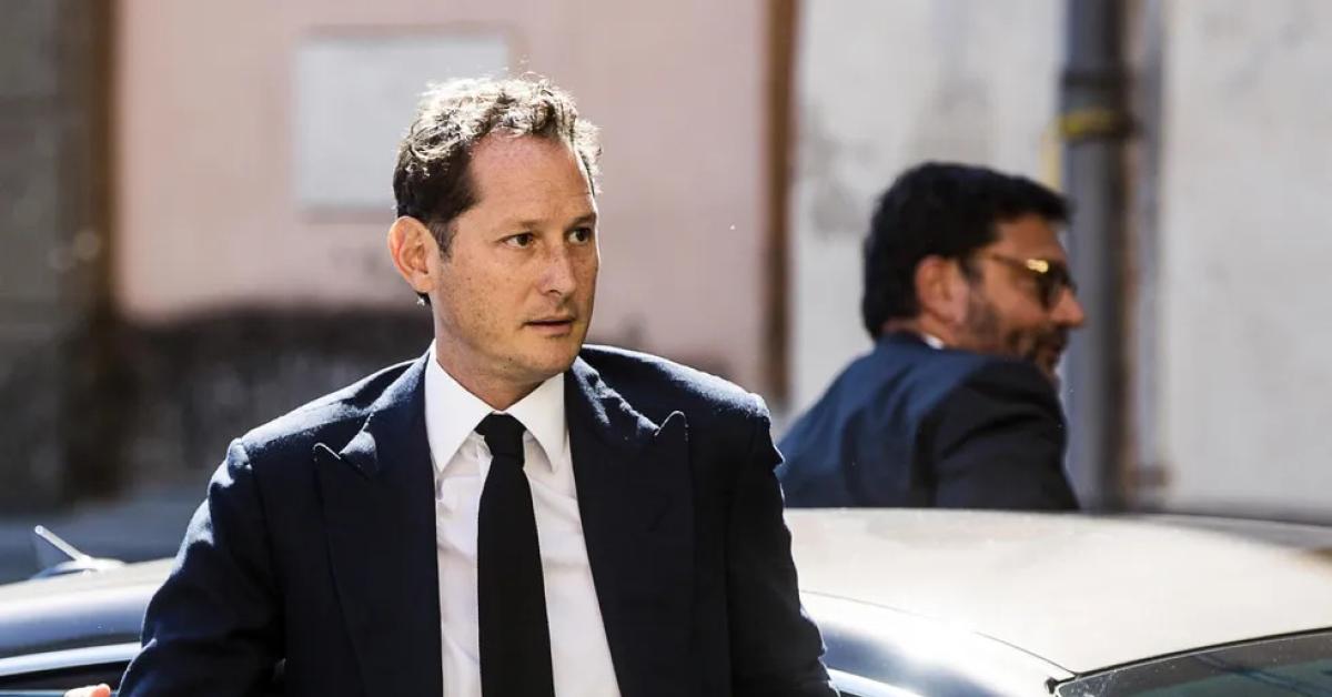 agnelli elkann la dinastia che ha tradito l8217italia john andrebbe processato per alto tradimento ma scapper224 a ny o parigi con i soldi da Ilgiornaleditalia.it agnelli elkann la dinastia che ha tradito l8217italia john andrebbe processato per alto tradimento ma scapper224 a ny o parigi con i soldi