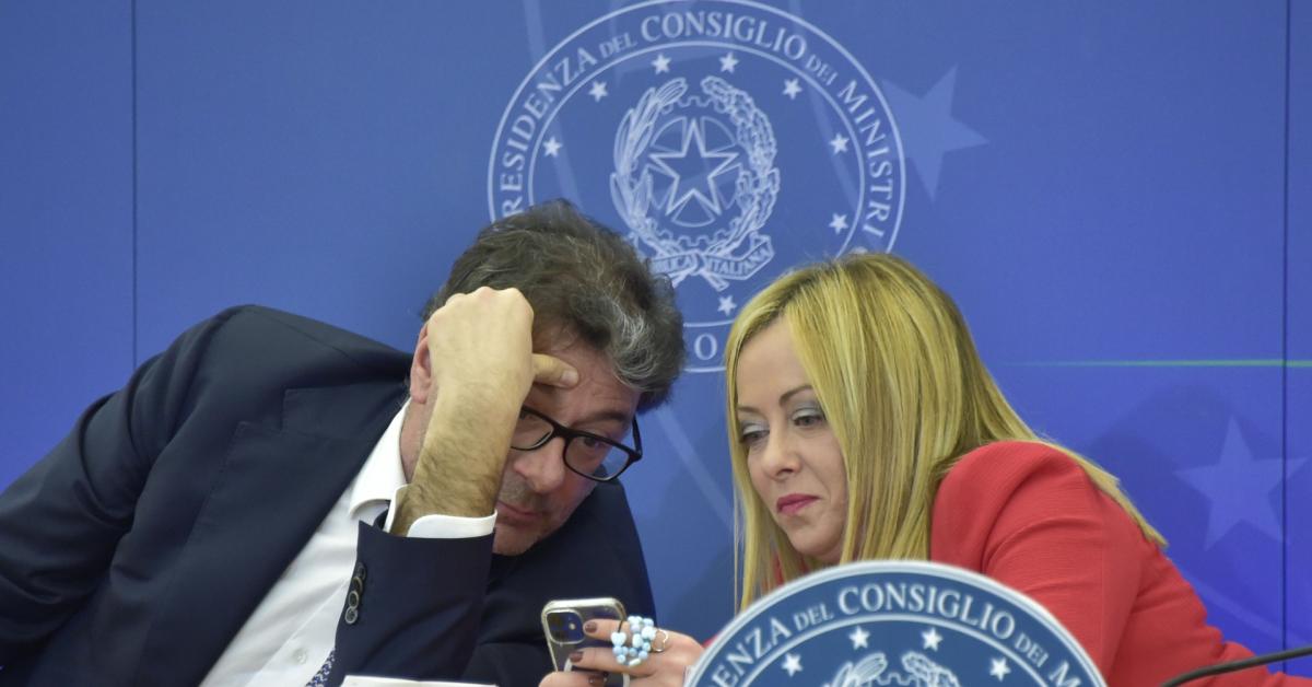 Manovra bollinata dalla Ragioneria di Stato, cedolare secca su affitti brevi sale dal 21 al 26% se ci si affida a Booking ed Airbnb IL TESTO Manovra bollinata dalla Ragioneria di Stato, cedolare secca su affitti brevi sale dal 21 al 26% se ci si affida a Booking ed Airbnb IL TESTO