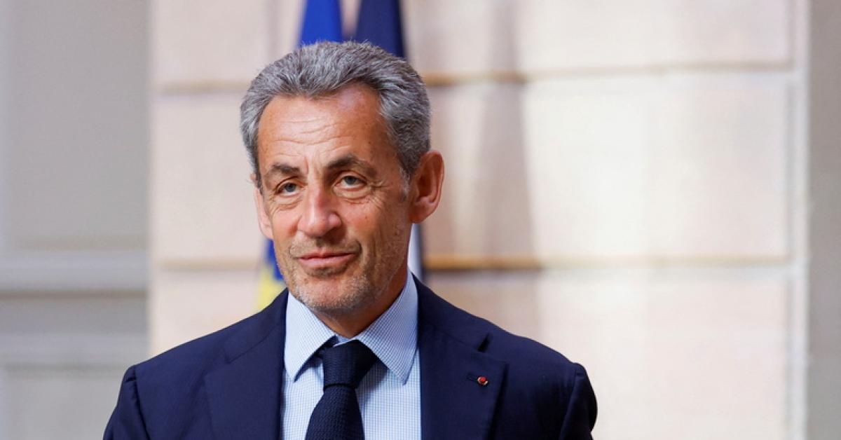 Sarkozy condannato a 5 anni di carcere per associazione a delinquere sui fondi elettorali da Gheddafi, ma assolto da altre 2 accuse