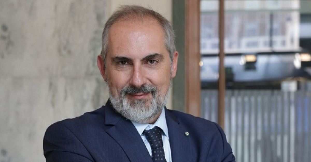 Gruppo FS prepara l’ingresso nel mercato tedesco dell’alta velocità con 50 Frecciarossa, primo vero concorrente di Deutsche Bahn Gruppo FS prepara l’ingresso nel mercato tedesco dell’alta velocità con 50 Frecciarossa, primo vero concorrente di Deutsche Bahn