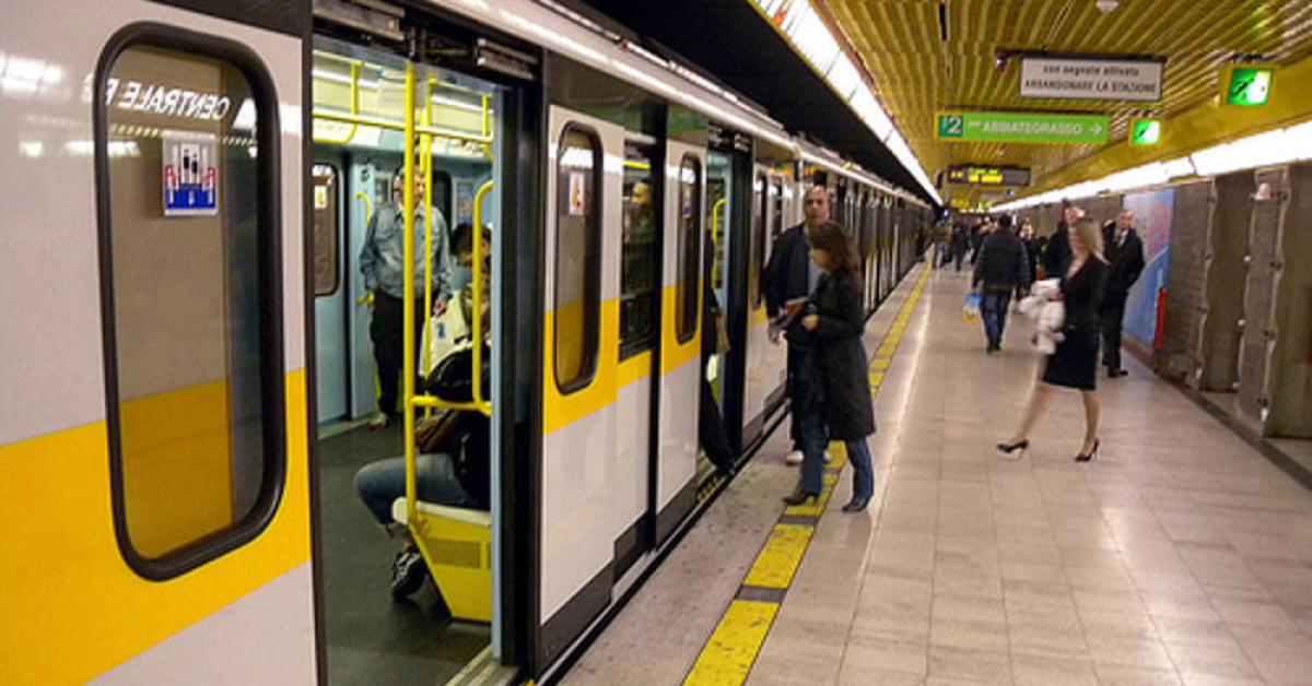 Metropolitana gialla M3 Milano chiusa tra Sondrio e Comasina, uomo sui