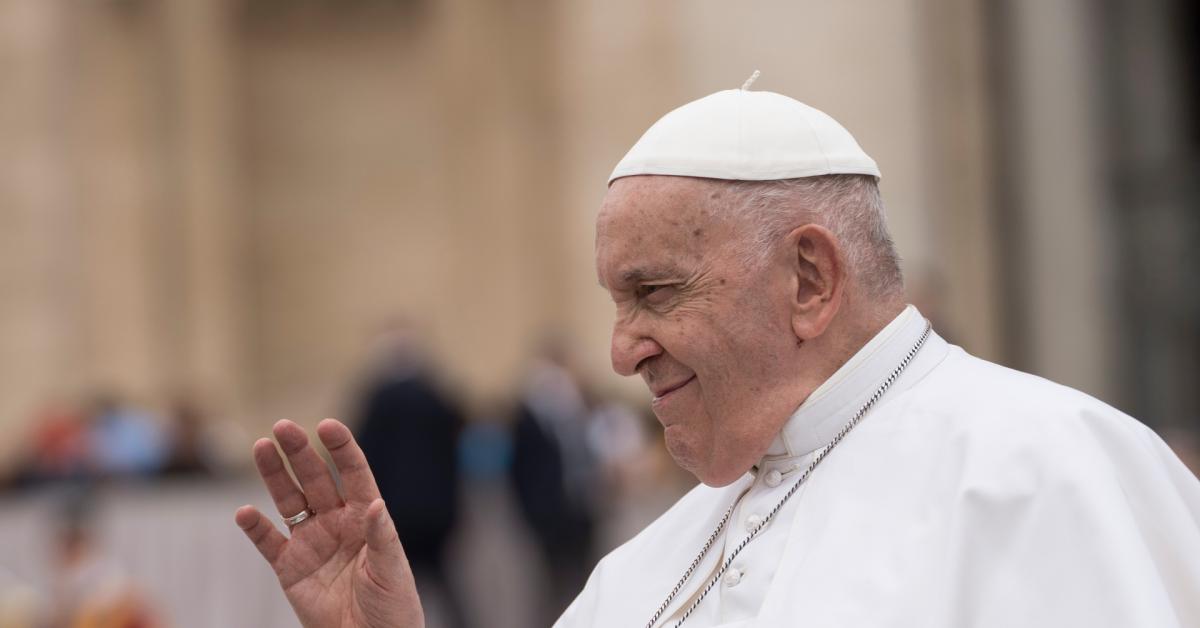 Si Possono Avere Due Madrine Al Battesimo Papa Francesco: “Sì al battesimo per transgender e figli di coppie gay