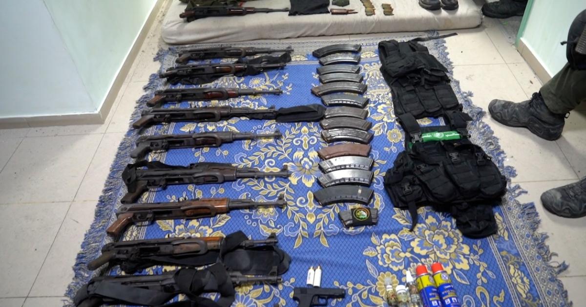 Israele, Katz e Ben Gvir concedono 10mila licenze per comprare armi a coloni dello Stato Ebraico per "militarizzare Cisgiordania"