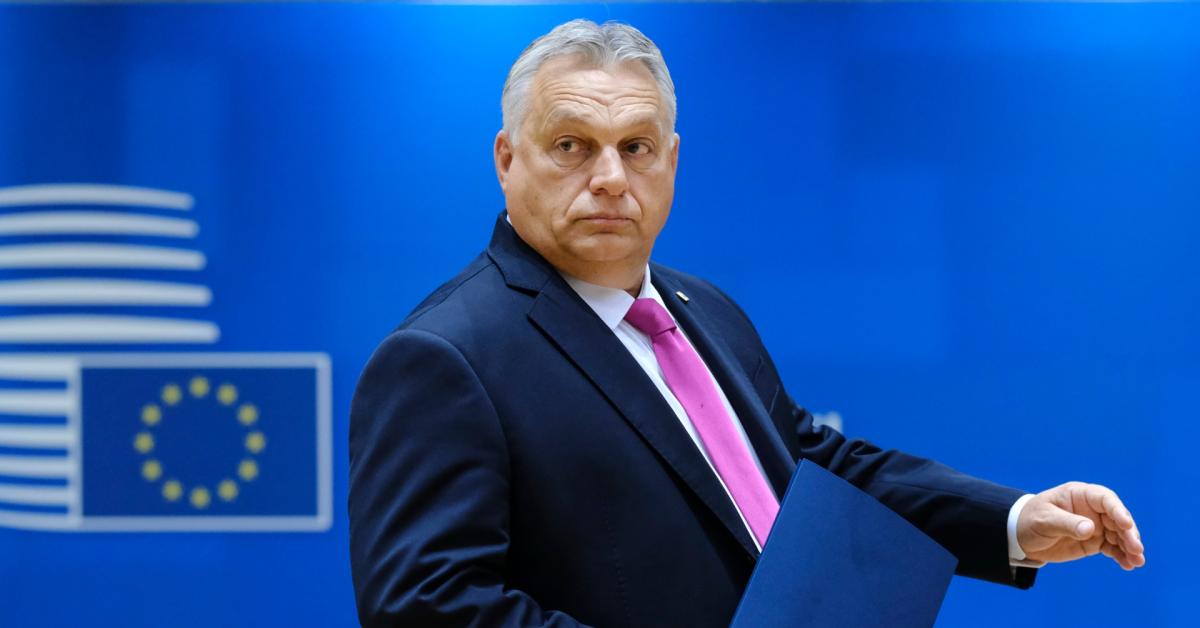 Ucraina, Orban attacca: "Ue rivendica una superiorità morale sulla Russia ma sta affogando nella corruzione, non denunciano gli scandali di Kiev" Ucraina, Orban attacca: "Ue rivendica una superiorità morale sulla Russia ma sta affogando nella corruzione, non denunciano gli scandali di Kiev"