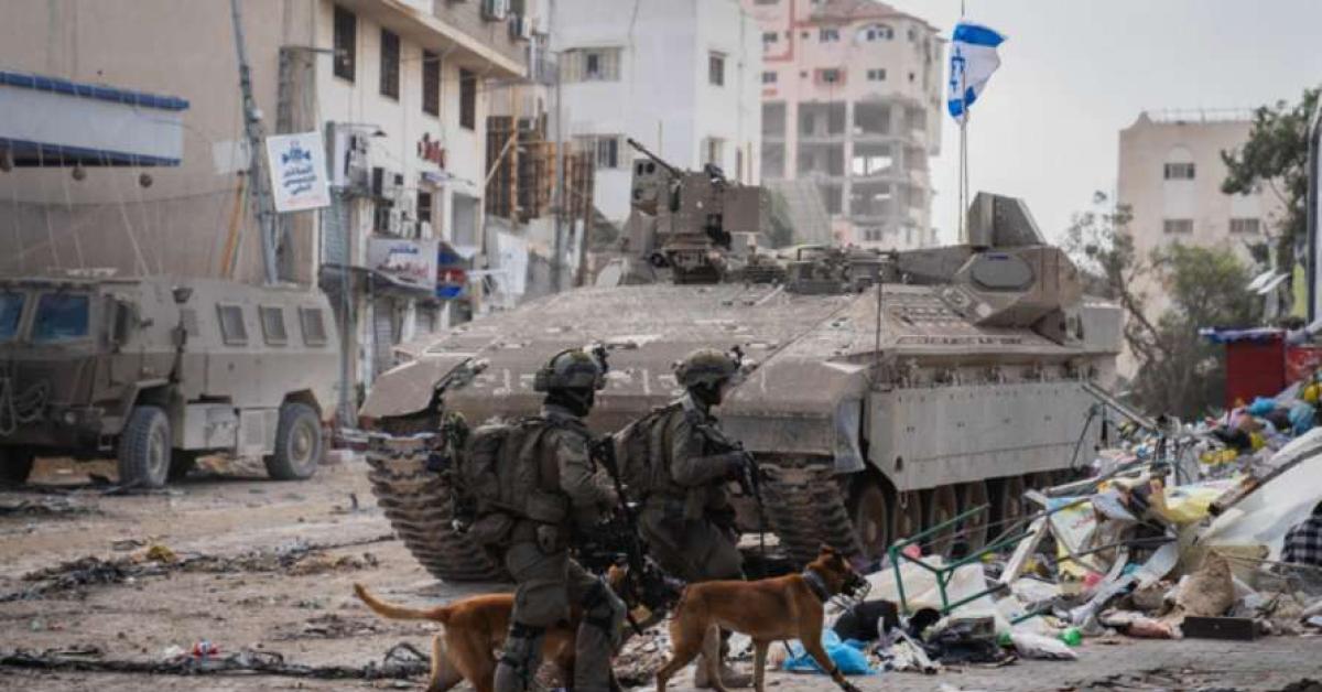Gaza City, Idf: "Controlliamo il 40% della città, stiamo distruggendo siti di Hamas", esplosi blindati telecomandati, Ue e Onu: "Stop, è genocidio"