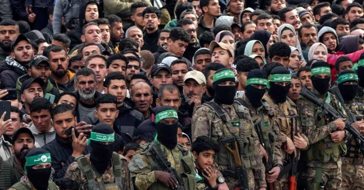 gaza hamas accoglie ultimatum trump pronti a negoziare per pace israele proposta interessante ma continua offensiva 15 morti dall alba