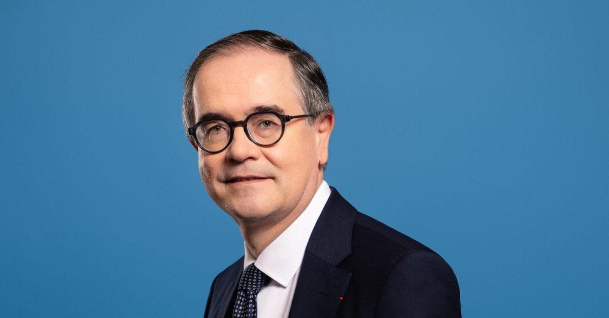 Renault chiude il trimestre con ricavi a €39,1 miliardi (+3,7%) e vendite in aumento del 9,8%: confermata la guidance 2025 Renault chiude il trimestre con ricavi a €39,1 miliardi (+3,7%) e vendite in aumento del 9,8%: confermata la guidance 2025