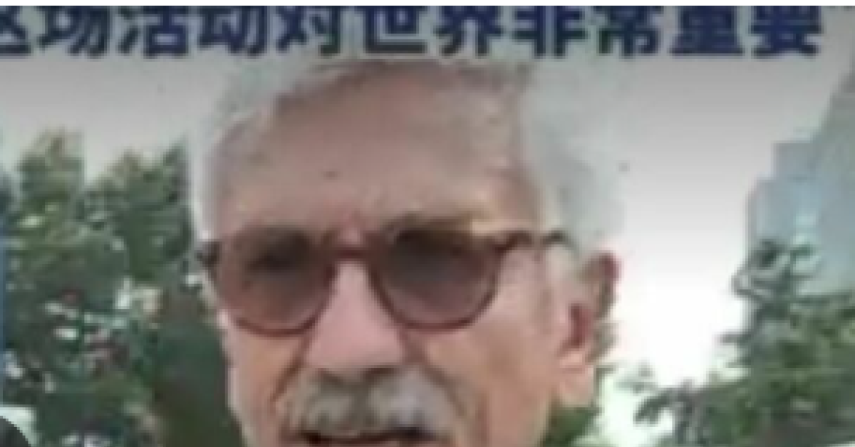 pechino massimo d alema alla parata militare l ex premier da pechino venga un messaggio per la pace e per la cooperazione tra i popoli video