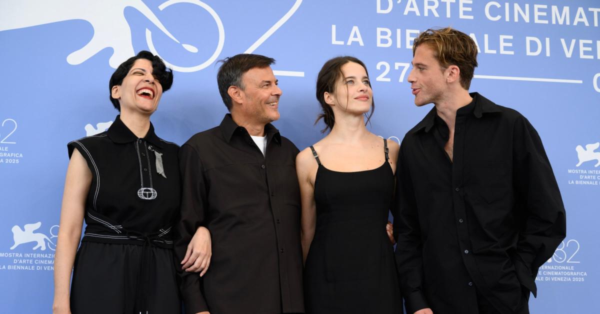 L’étranger di François Ozon in concorso al Festival di Venezia si aggiudica la prima edizione del premio Bookciak quale migliore film da opera letteraria