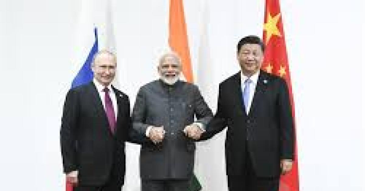 Tianjin, il vertice SCO e l’Eurasia che sfida l’Occidente: Xi, Putin e Modi stringono il nuovo ordine globale, mentre noi guardiamo altrove Tianjin, il vertice SCO e l’Eurasia che sfida l’Occidente: Xi, Putin e Modi stringono il nuovo ordine globale, mentre noi guardiamo altrove
