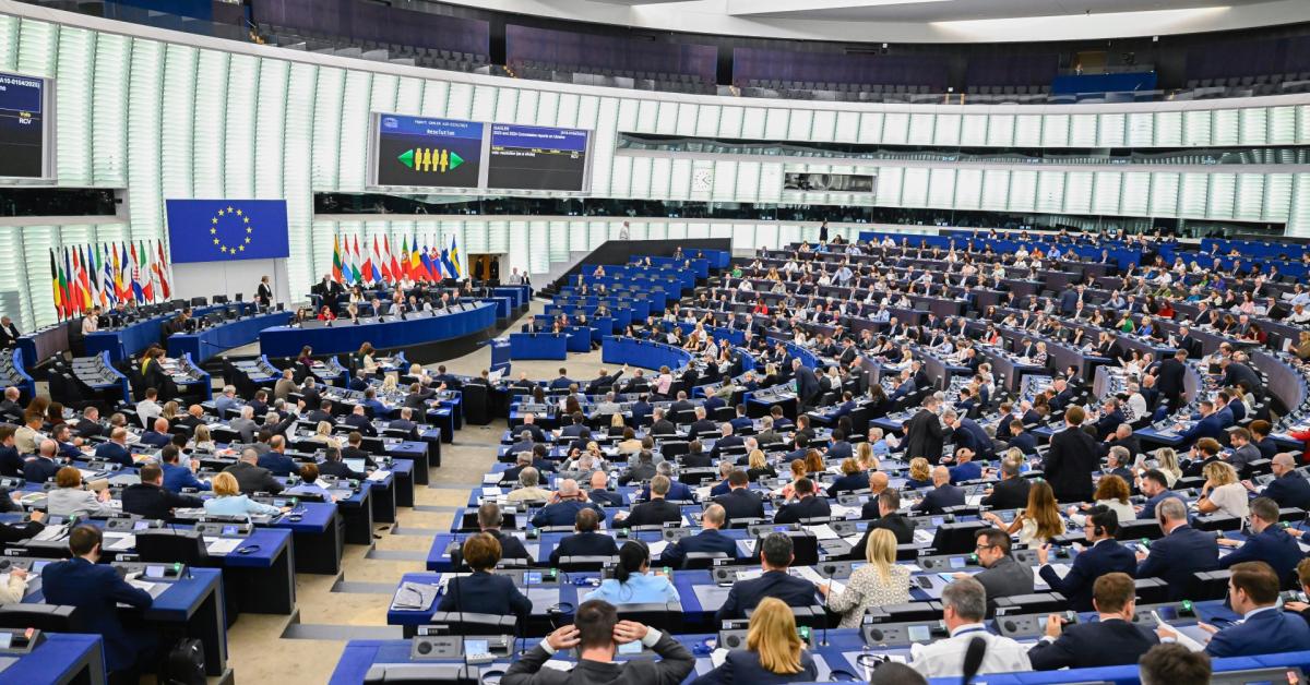 gaza parola genocidio per la prima volta in una mozione di condanna al parlamento ue socialisti evidente che se ne sta consumando uno