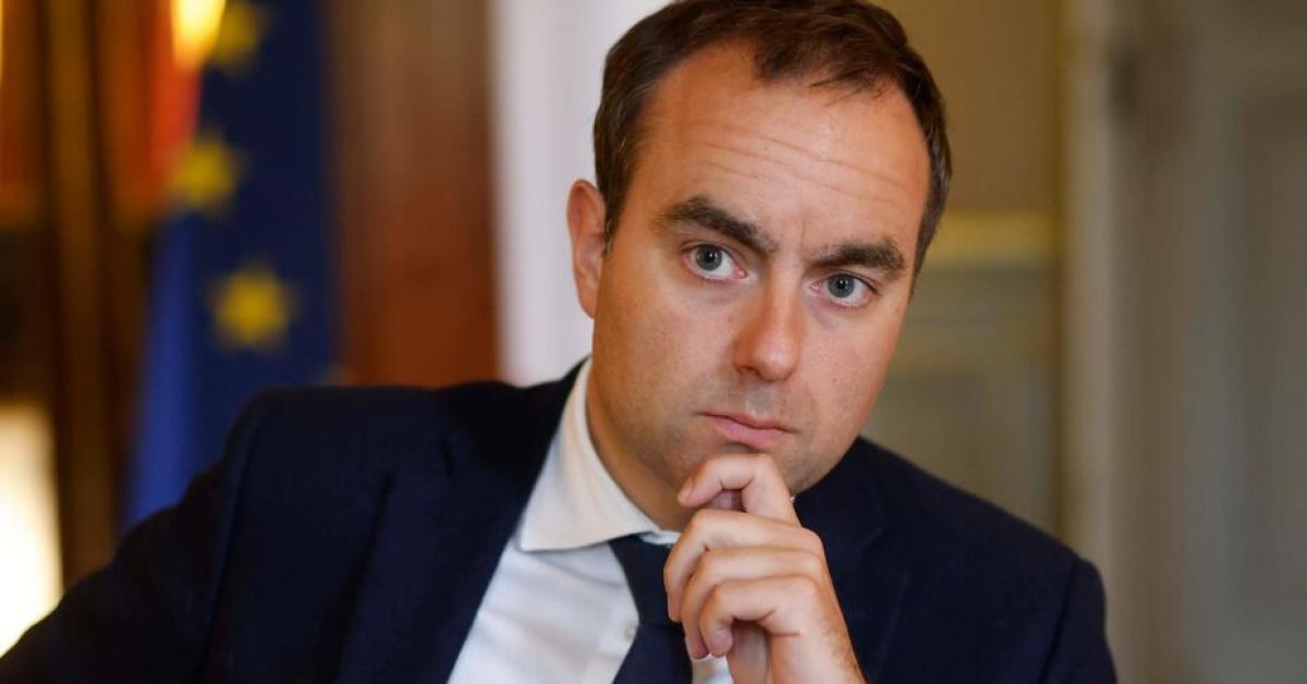 Francia, Sébastien Lecornu nominato nuovo primo ministro, il 39enne ministro della Difesa succede a François Bayrou Francia, Sébastien Lecornu nominato nuovo primo ministro, il 39enne ministro della Difesa succede a François Bayrou