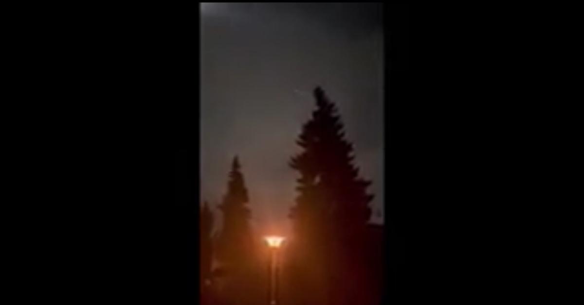 Polonia abbatte 10 droni russi nel suo spazio aereo e minaccia ritorsioni, caccia di Varsavia e della Nato in volo - VIDEO