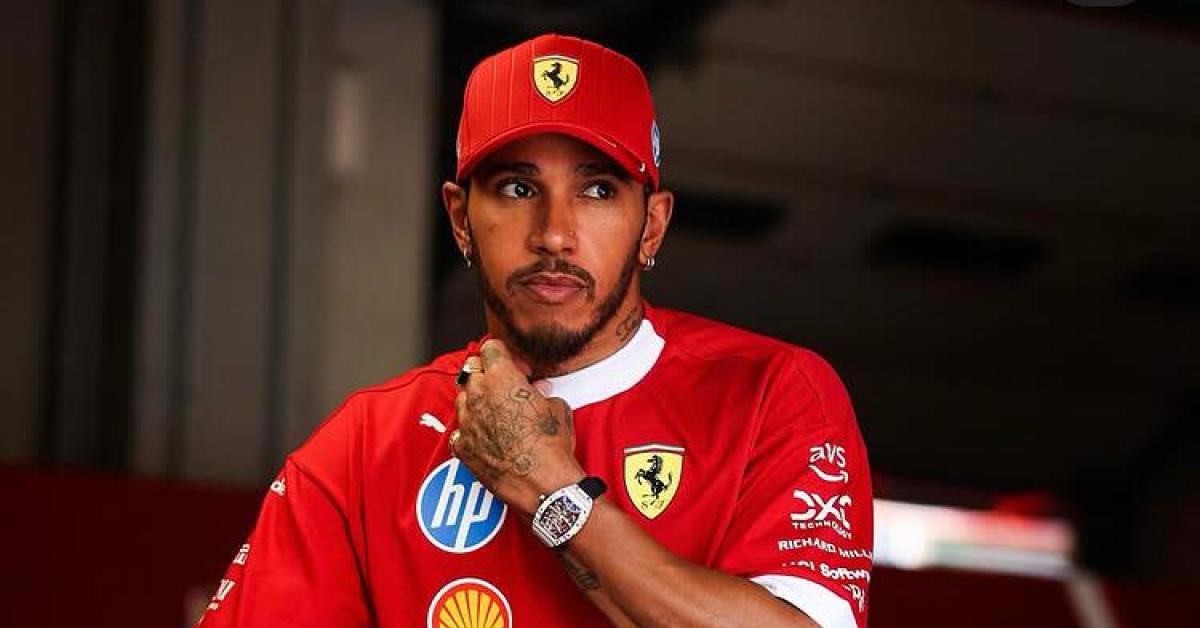 gaza il campione f1 hamilton condanna genocidio e annuncia tre donazioni oltre 10 popolazione uccisa o ferita non possiamo restare a guardare