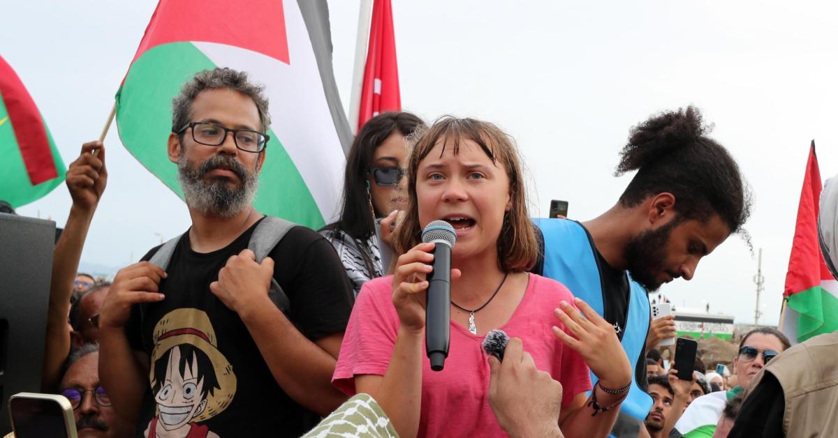 Global Sumud Flotilla, Greta saluta la "Flottiglia" e scappa via: la missione per Gaza affonda tra ritardi, farsa e caos mediterraneo
