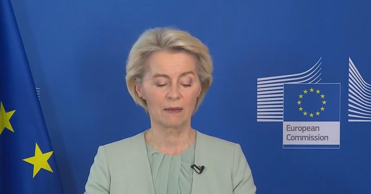 Commissione Ue continua col pugno duro e annuncia 19esimo pacchetto sanzioni contro Mosca, Von der Leyen: "Chiudiamo rubinetti di gas russo"   VIDEO