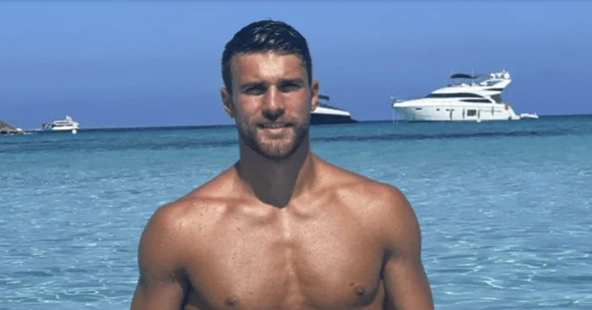 chi 232 flavio ubirti nuovo tronista di uomini e donne dalla ex fidanzata al lavoro dall et224 all altezza tutto sull ex tentatore