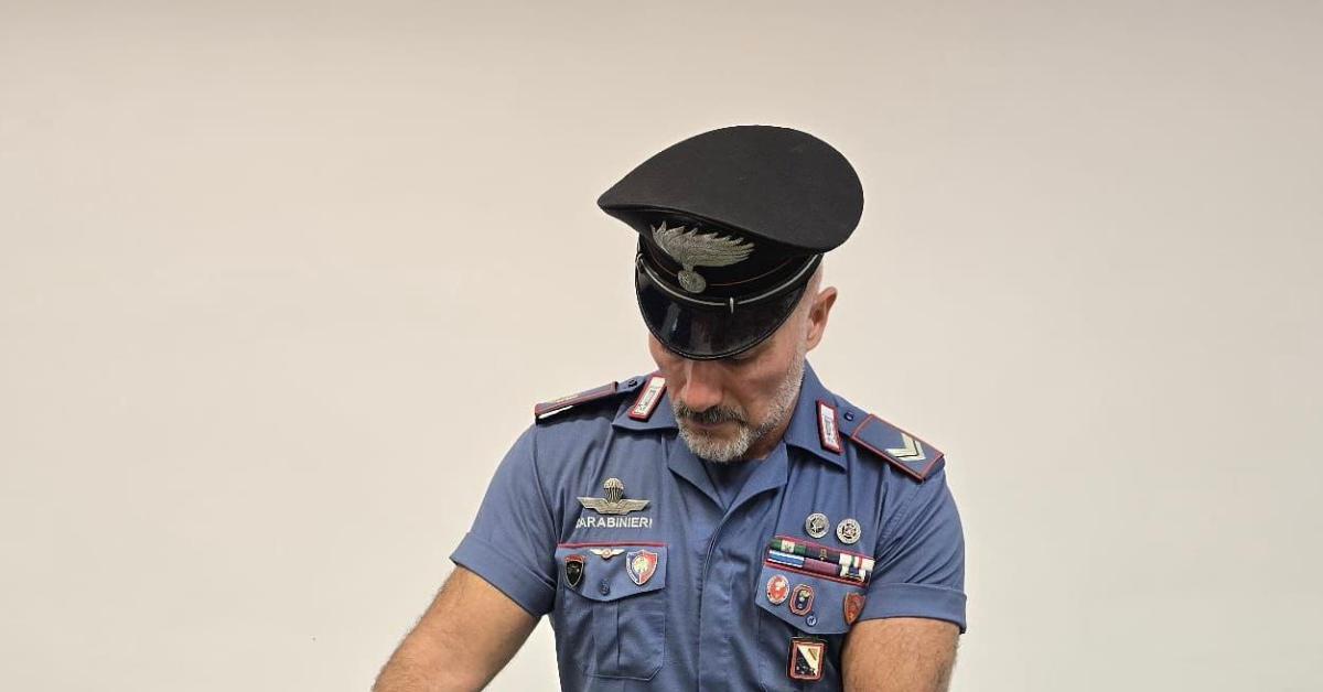 Napoli, durante la notte 78enne prova a dare fuoco con la benzina all