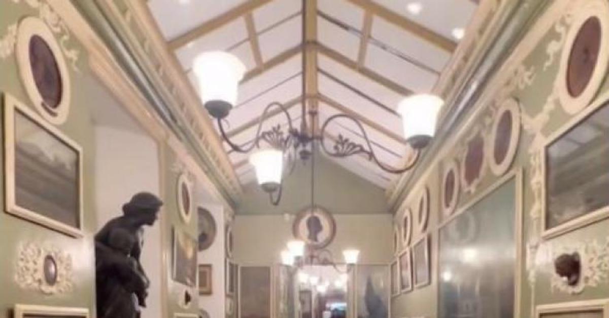 Caffè Greco, sequestrate le 300 opere d