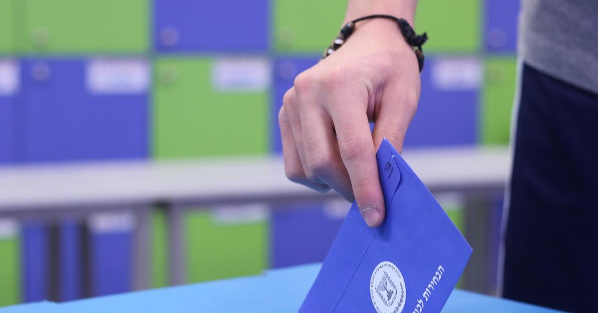 elezioni in moldavia vincono le forze europeiste dopo aver posto fuorilegge i partiti di opposizione