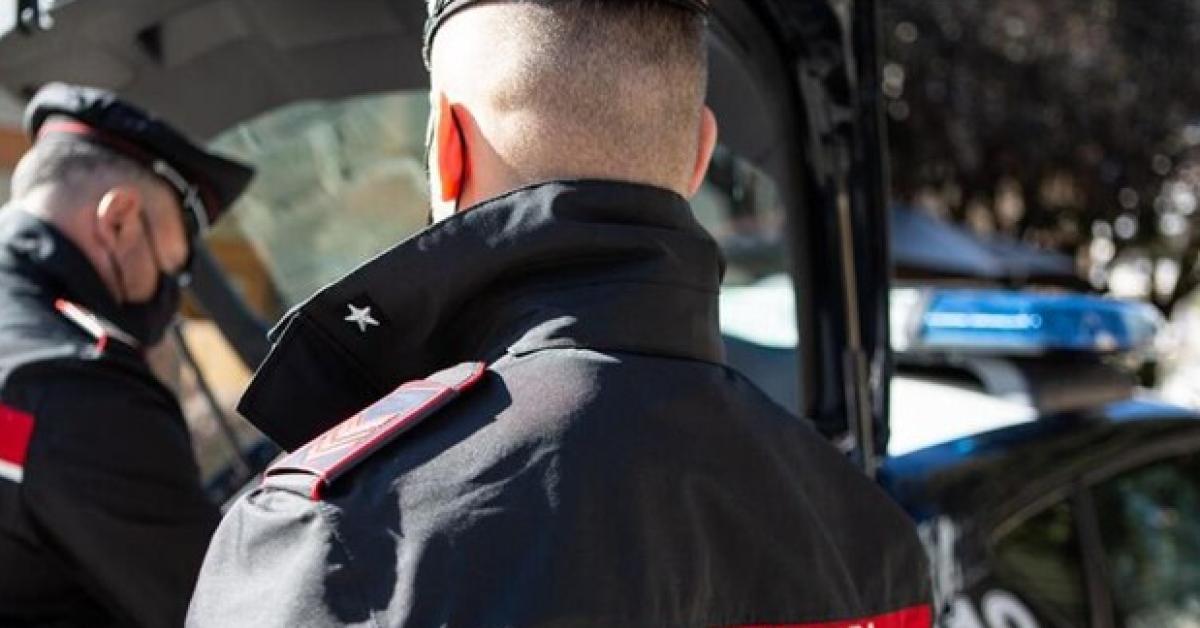 genova truffavano gli anziani con il trucco degli sms e investivano in criptovalute sequestrato un milione