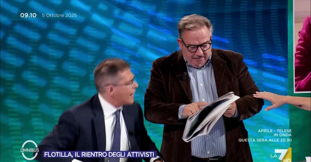 Scontro Telese Capezzone, il primo: "Stai a cuccia, propagandista di bugie", la replica: "Vai con Hamas, fascista rosso"   VIDEO