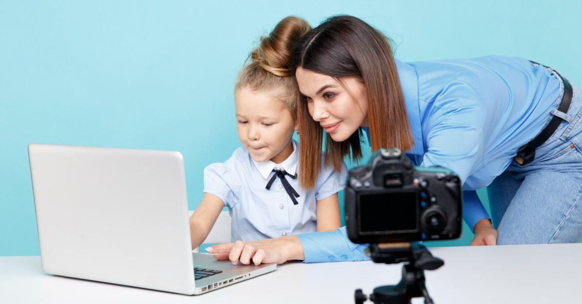 Baby influencer, il disegno di legge bipartisan per evitare i social ai minori fino all Baby influencer, il disegno di legge bipartisan per evitare i social ai minori fino all