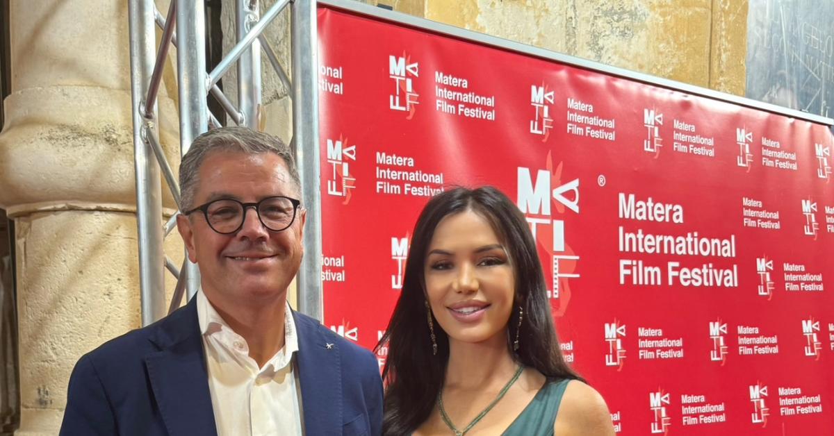 valentina castellani quinn alla presidenza del matiff con a drop of hope un cinema ponte per azioni pacifiche non un campo di battaglia