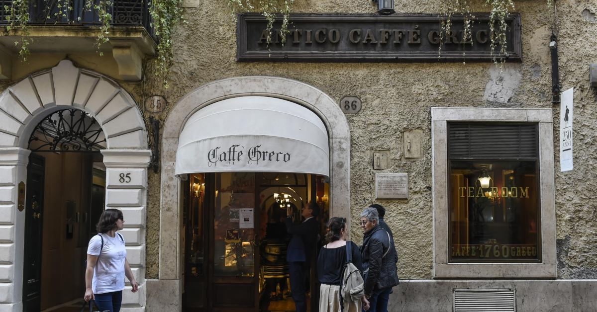 antico caff232 greco sfratto esecutivo dopo 8 anni torna all ospedale israelitico e resta chiuso fino alla ricerca di un nuovo gestore