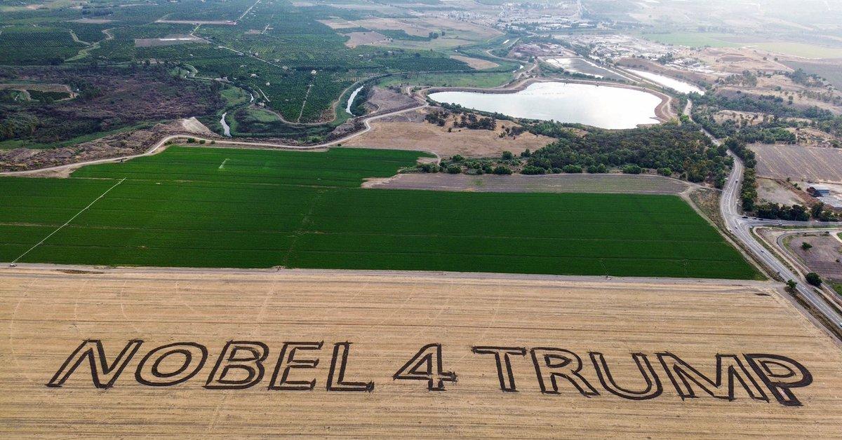 Israele, scritta "Nobel 4 Trump" su campo arato, il VIDEO girato da droni alla vigilia dell Israele, scritta "Nobel 4 Trump" su campo arato, il VIDEO girato da droni alla vigilia dell