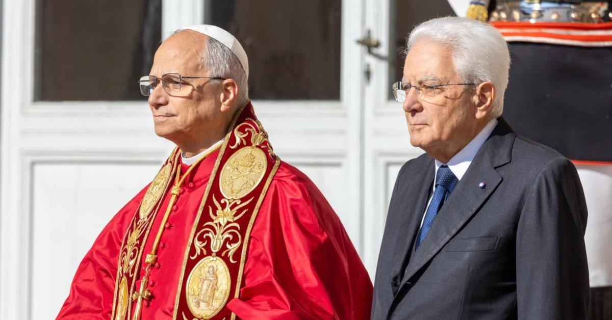 Roma, prima visita ufficiale di Papa Leone XIV al Quirinale, Mattarella: "Due popoli due Stati unica via", pontefice: "Costruiamo pace" VIDEO Roma, prima visita ufficiale di Papa Leone XIV al Quirinale, Mattarella: "Due popoli due Stati unica via", pontefice: "Costruiamo pace" VIDEO