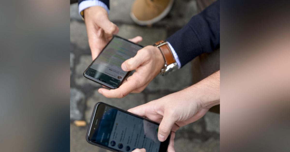 Chat Control, rinvio a dicembre della votazione in Ue: sorveglianza di massa su sms privati sospesa per mancanza di accordo tra Stati membri Chat Control, rinvio a dicembre della votazione in Ue: sorveglianza di massa su sms privati sospesa per mancanza di accordo tra Stati membri