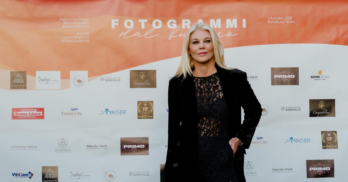 roma arte in movimento sul tevere con la mostra fotogrammi dal futuro