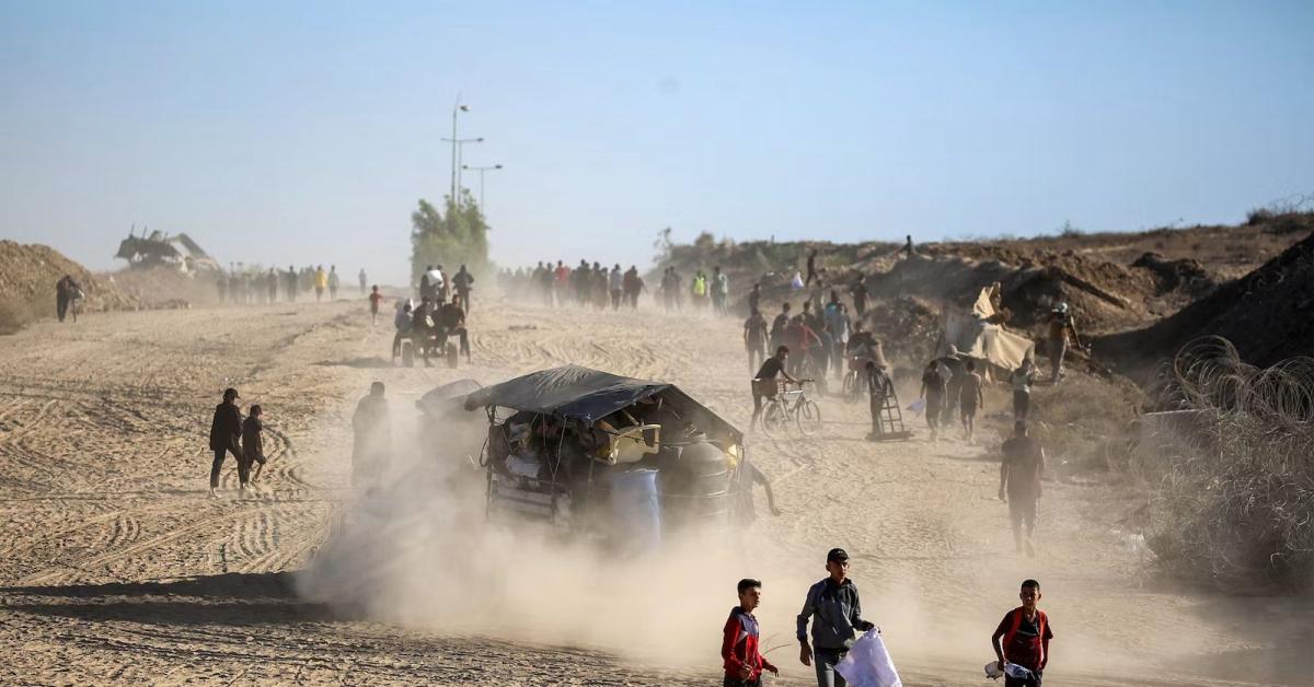 Ricostruzione Gaza, piano Italia da €60mln: da invio di 100 tonnellate aiuti umanitari e 200 militari a creazione università e case prefabbricate Ricostruzione Gaza, piano Italia da €60mln: da invio di 100 tonnellate aiuti umanitari e 200 militari a creazione università e case prefabbricate