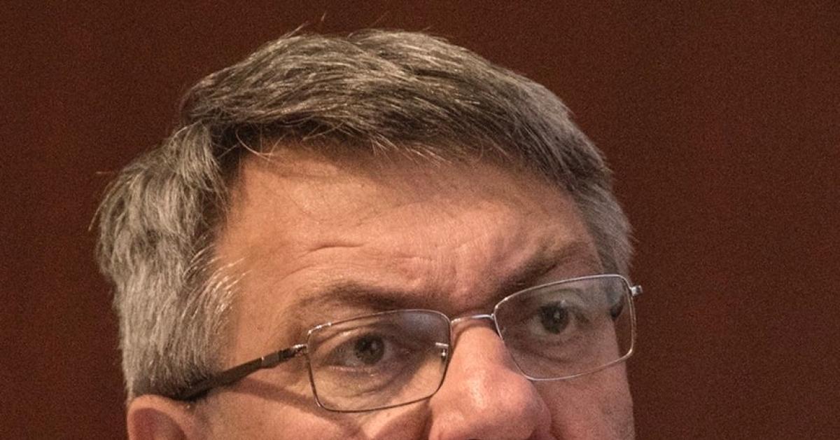 Landini dà della cortigiana a Giorgia Meloni: ma noi lo ricordiamo con la mano di Draghi appoggiata sulla spalla! Landini dà della cortigiana a Giorgia Meloni: ma noi lo ricordiamo con la mano di Draghi appoggiata sulla spalla!