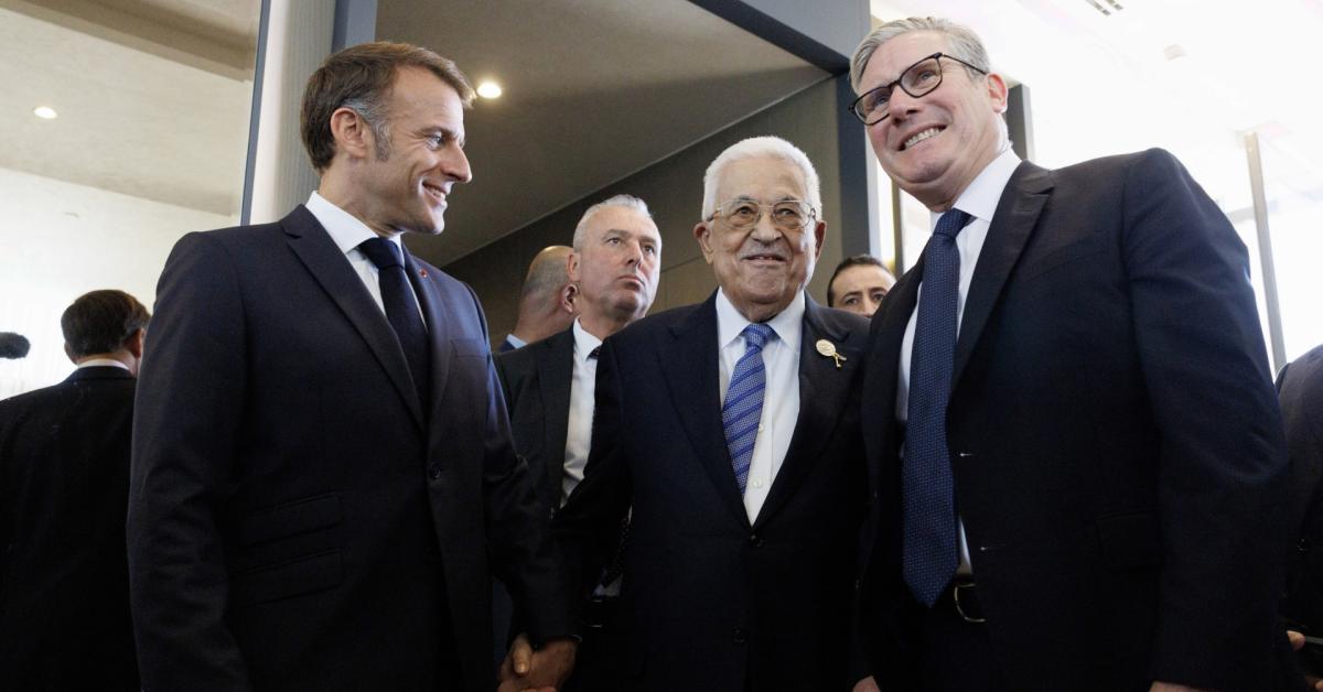 Ucraina e Gaza tra prosecuzione della guerra e protettorato anglosassone, le mani sporche di sangue della "gente per bene" Ucraina e Gaza tra prosecuzione della guerra e protettorato anglosassone, le mani sporche di sangue della "gente per bene"