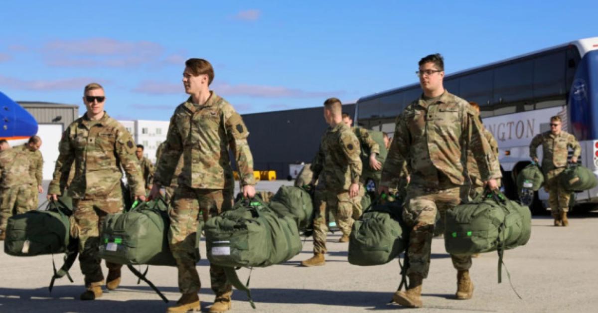 Usa, ok a ritiro truppe Nato da fianco est Europa, ma 800 soldati verso permanenza in Romania, Washington: “Rivalutazione esigenze globali”