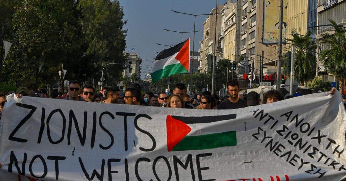 corf249 250 persone in protesta contro approdo crociera crown iris con a bordo turisti israeliani sionisti assassini non benvenuti video da Ilgiornaleditalia.it corf249 250 persone in protesta contro approdo crociera crown iris con a bordo turisti israeliani sionisti assassini non benvenuti video